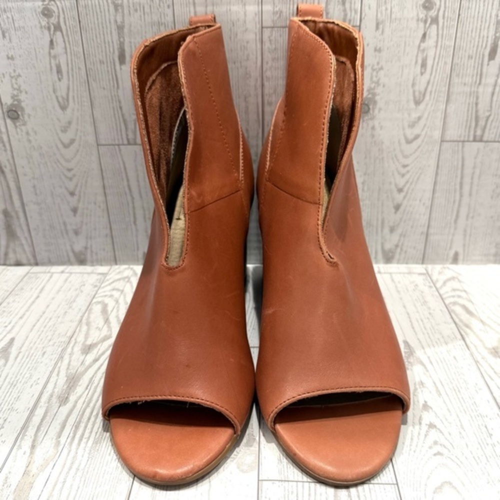 Lucca Lane Size 9.5 Hera Women's Tan Leather Pull On Peep-Toe Ankle Boots Bootie